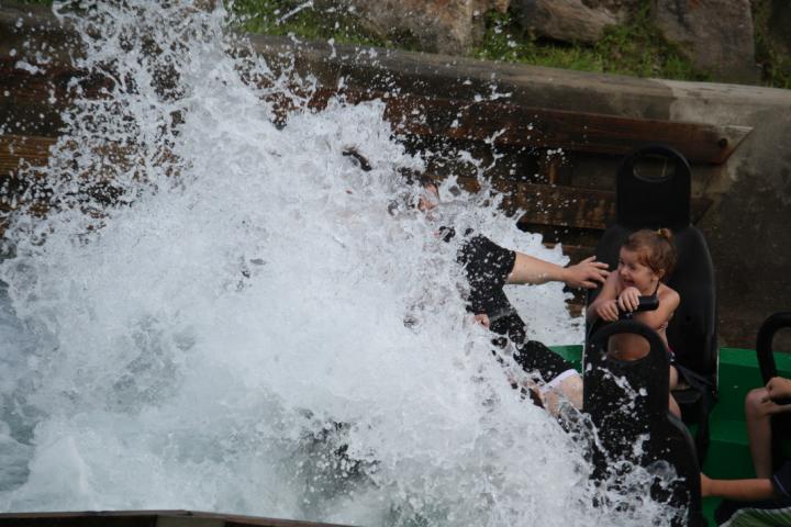Big Dog - splash 2