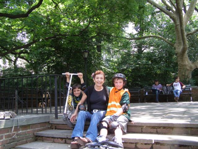 Jonathan, Grandma, Robert